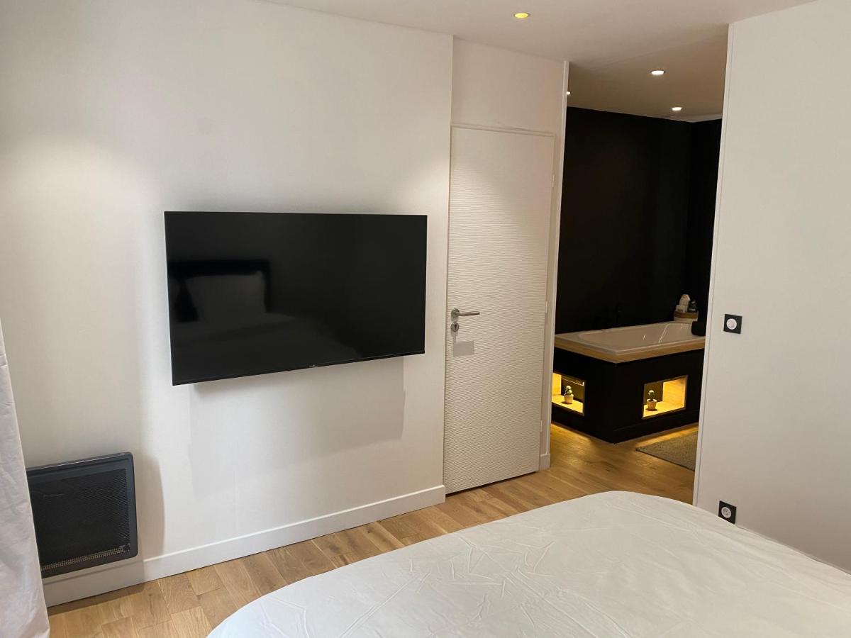 Appartement Brioude Hyper Centre ภายนอก รูปภาพ